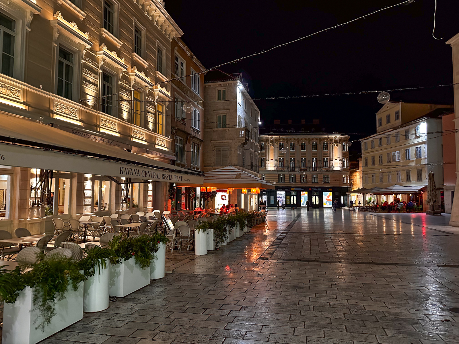 split co zobaczyc gdzie jesc